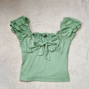 🌸 Peasant Short Sleeve Top